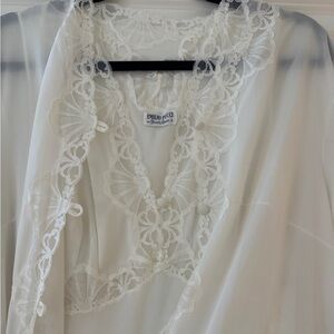 Vintage Emilio Pucci Cream Lace Trim Robe & Nightgown set